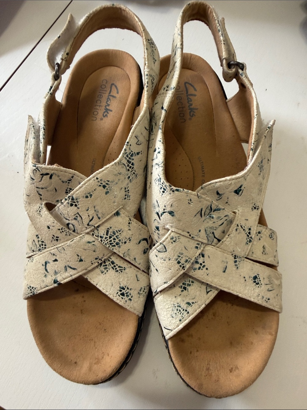 Clarks Women's Cream Floral Print Slingback Sandals